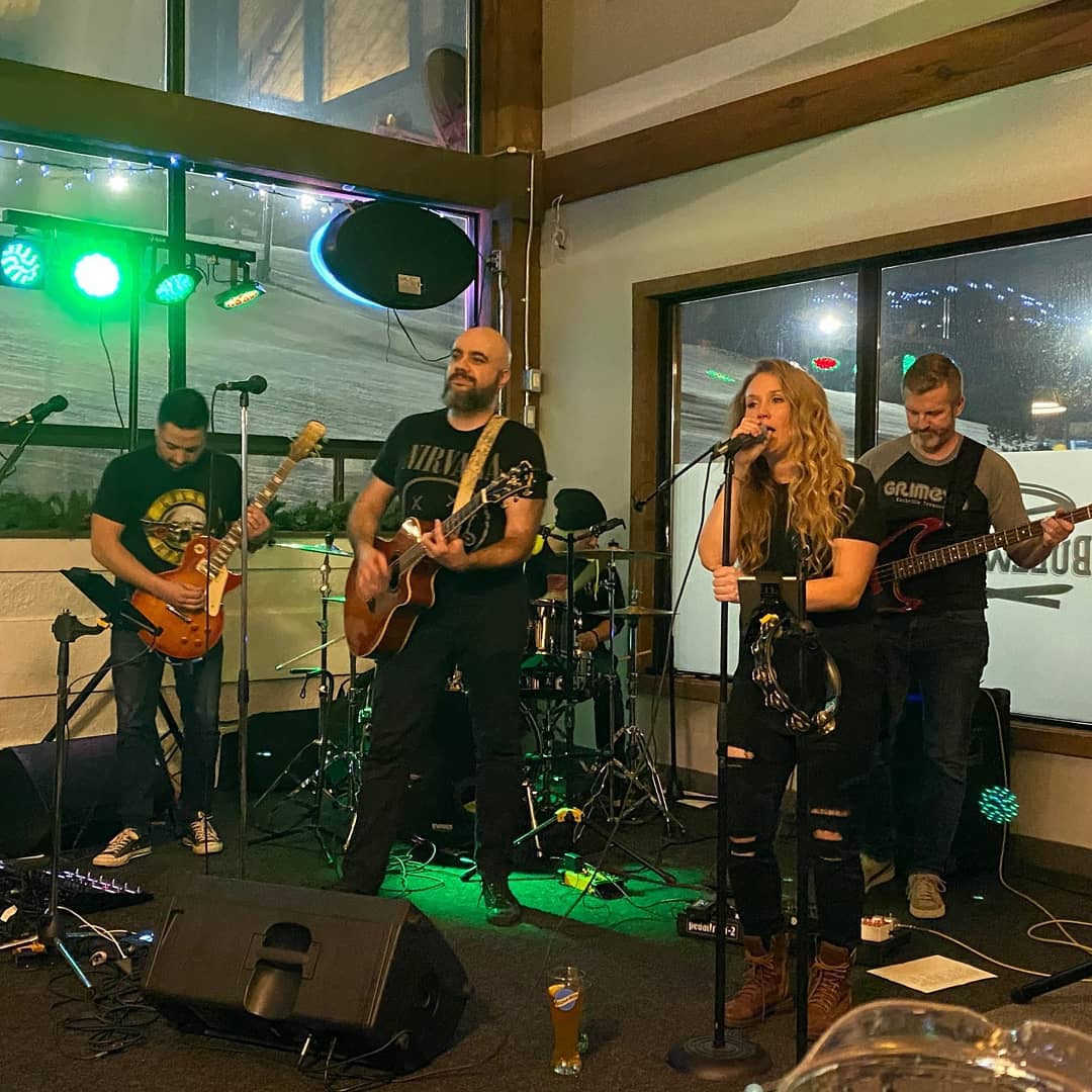 The Week Ends At The Bulwheel Pub